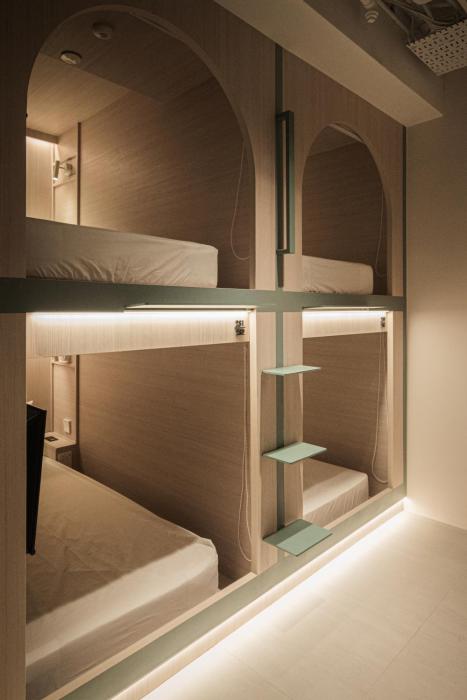 jyu capsule hotel