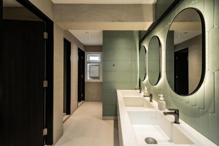 jyu capsule hotel