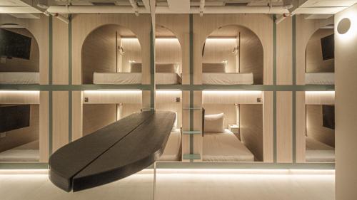 jyu capsule hotel