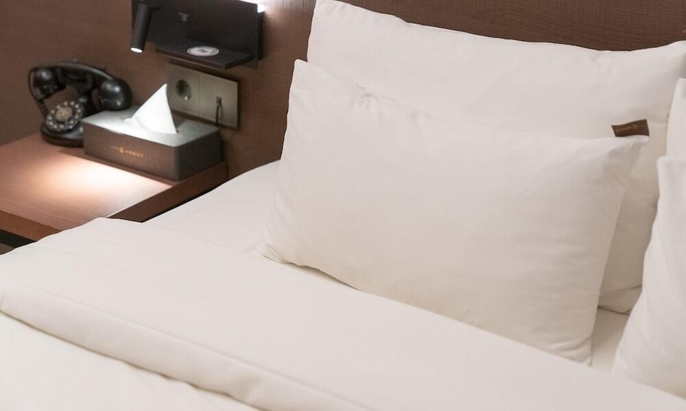 from h chung ju about hotel