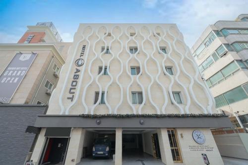 from h chung ju about hotel