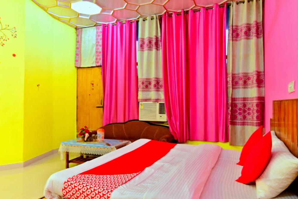 hotel o mid way tourist resort