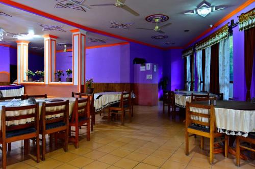 hotel o mid way tourist resort