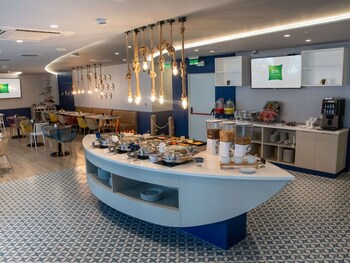 ibis styles el malecon guayaquil
