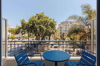 yelo promenade powered by sonder