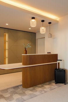 yelo promenade powered by sonder