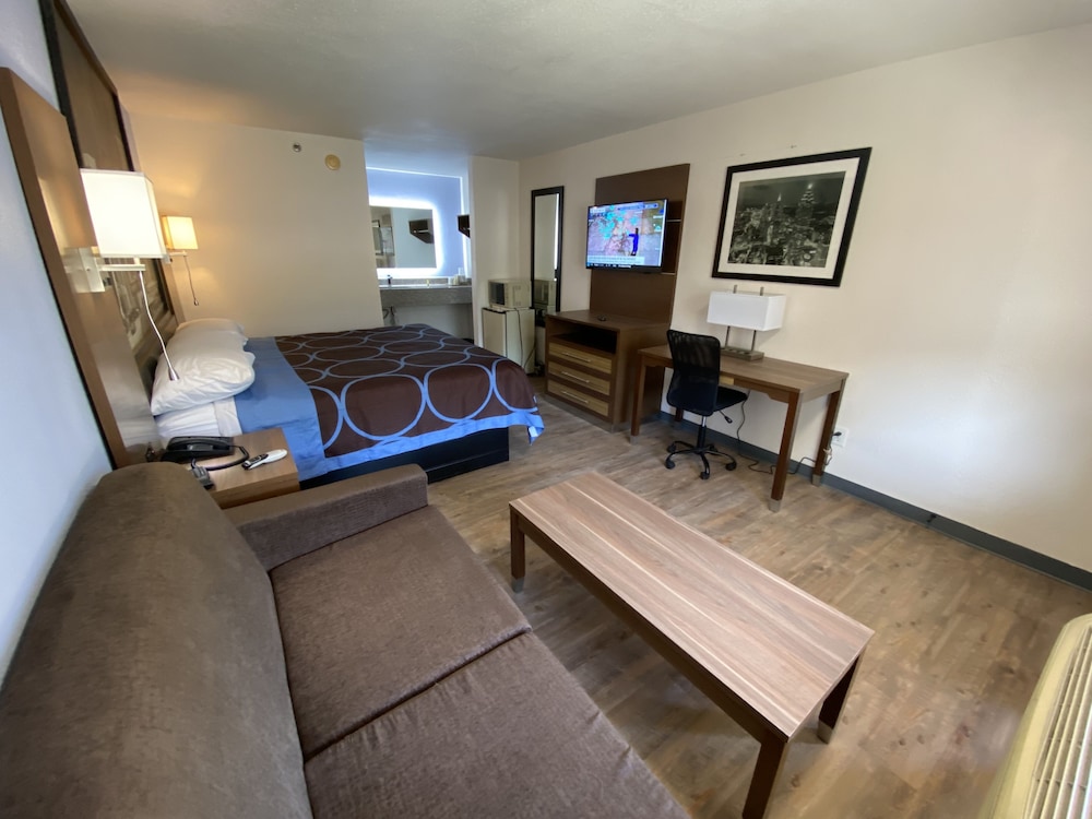 super 8 by wyndham marietta west atl area