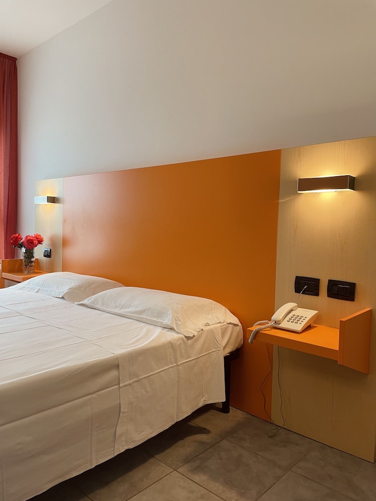 hotel grecale venturina terme