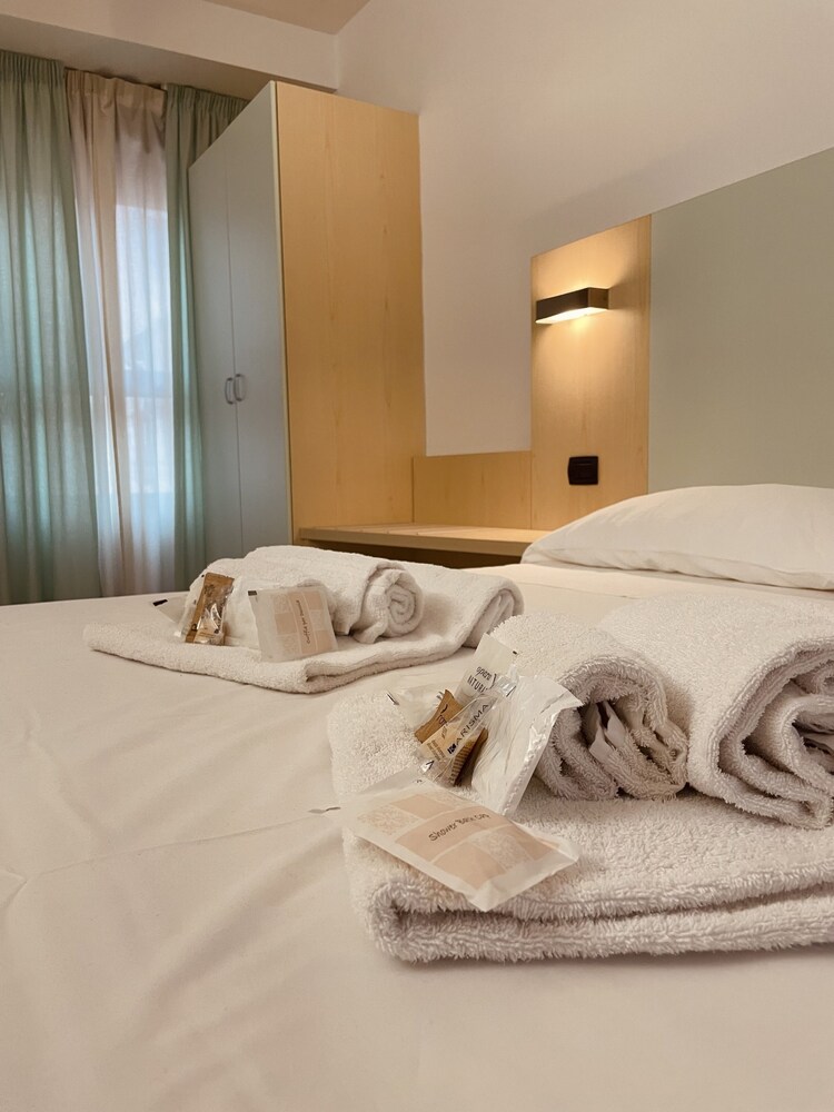 hotel grecale venturina terme