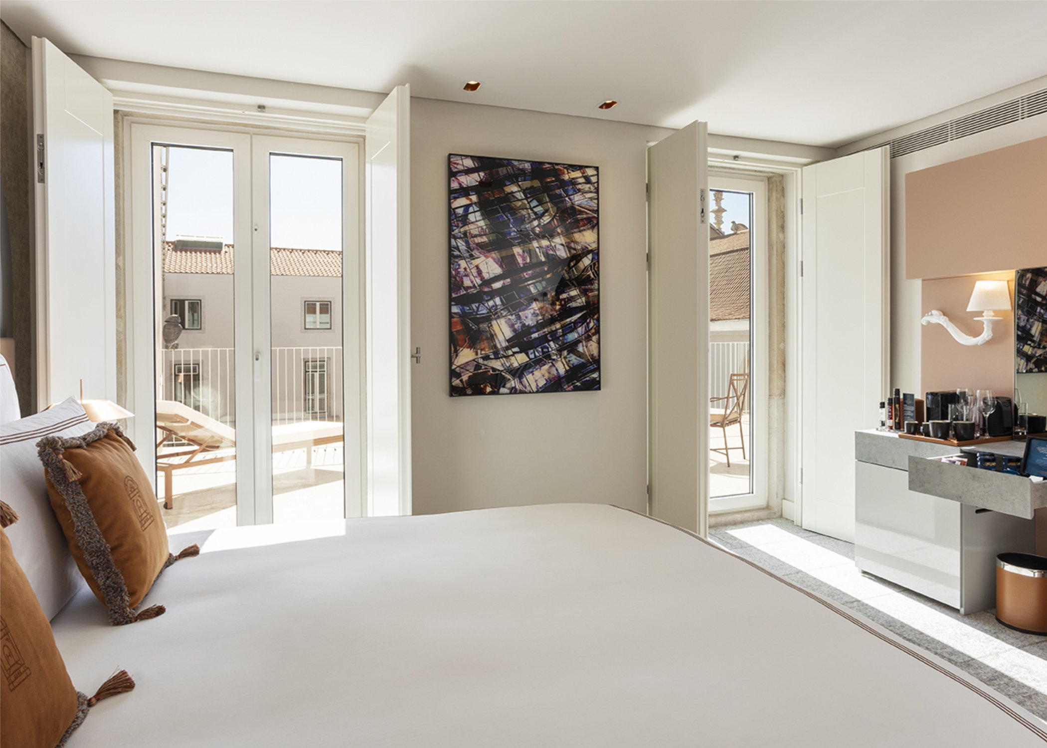 vignette collection convent square lisbon an ihg hotel