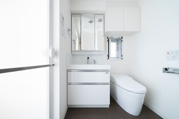 tora hotel sensoji sunny