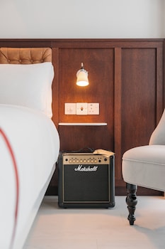 ruby stella hotel london