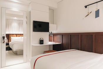 ruby stella hotel london