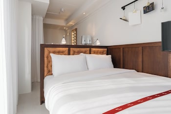 ruby stella hotel london