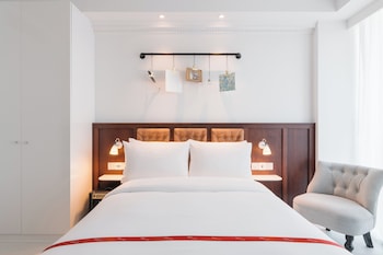 ruby stella hotel london