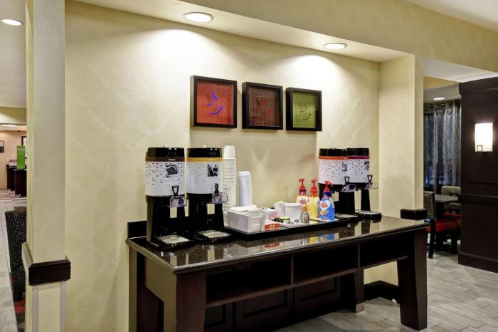 hampton inn middletown