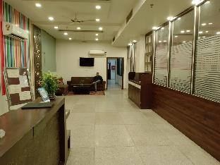 the palm hotel and restaurant