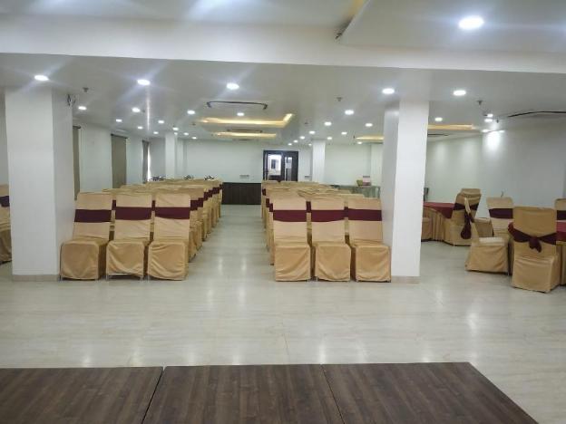 the palm hotel and restaurant