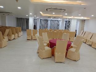 the palm hotel and restaurant