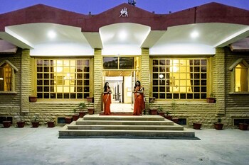 The Jaisalmer Resort,India>>Jaisalmer,3 star