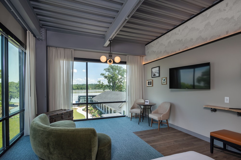 james newbury hotel