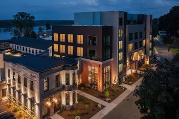 james newbury hotel