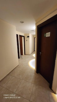 pharaohs inn deira hostel