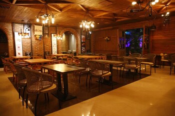 capital o 1299 hotel mukut regency