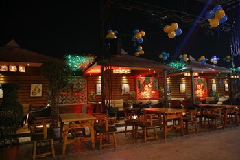 capital o 1299 hotel mukut regency