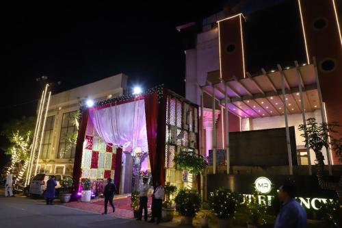 capital o 1299 hotel mukut regency