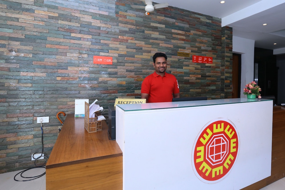 oyo flagship 16910 hotel prince palace