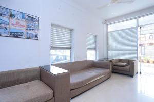 oyo flagship 16910 hotel prince palace