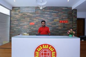 oyo flagship 16910 hotel prince palace