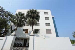oyo flagship 16910 hotel prince palace