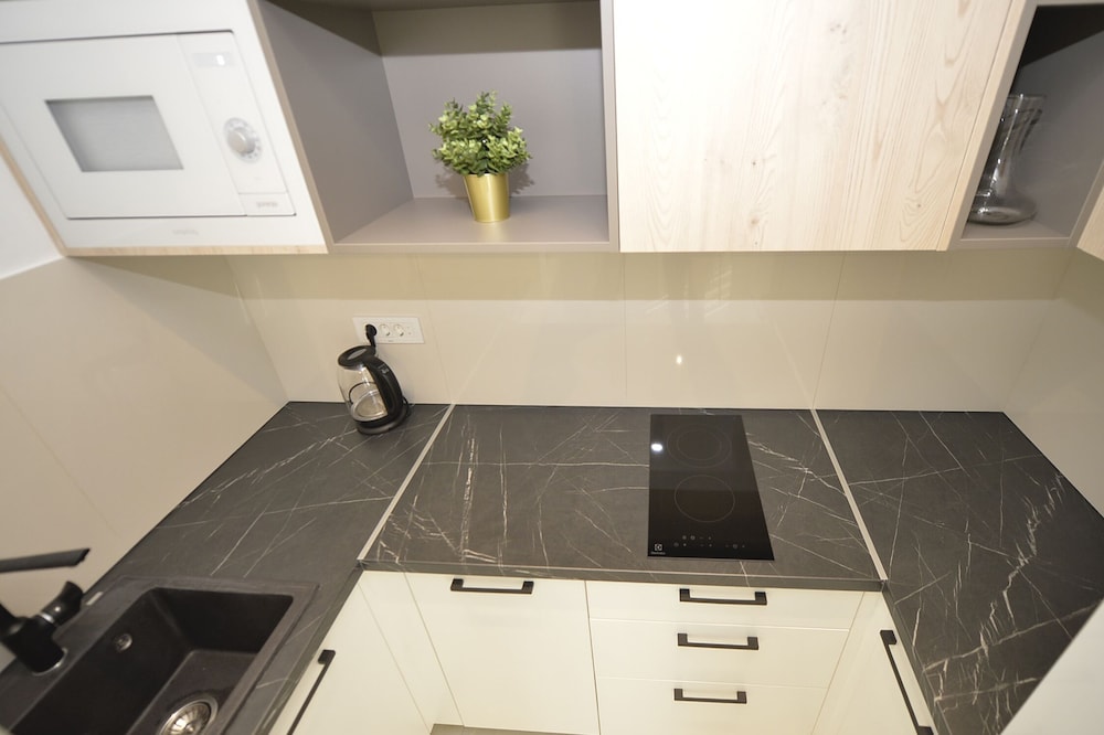 solaris lux apartments