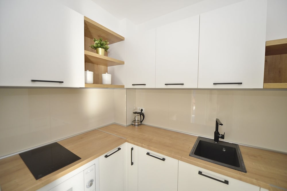 solaris lux apartments