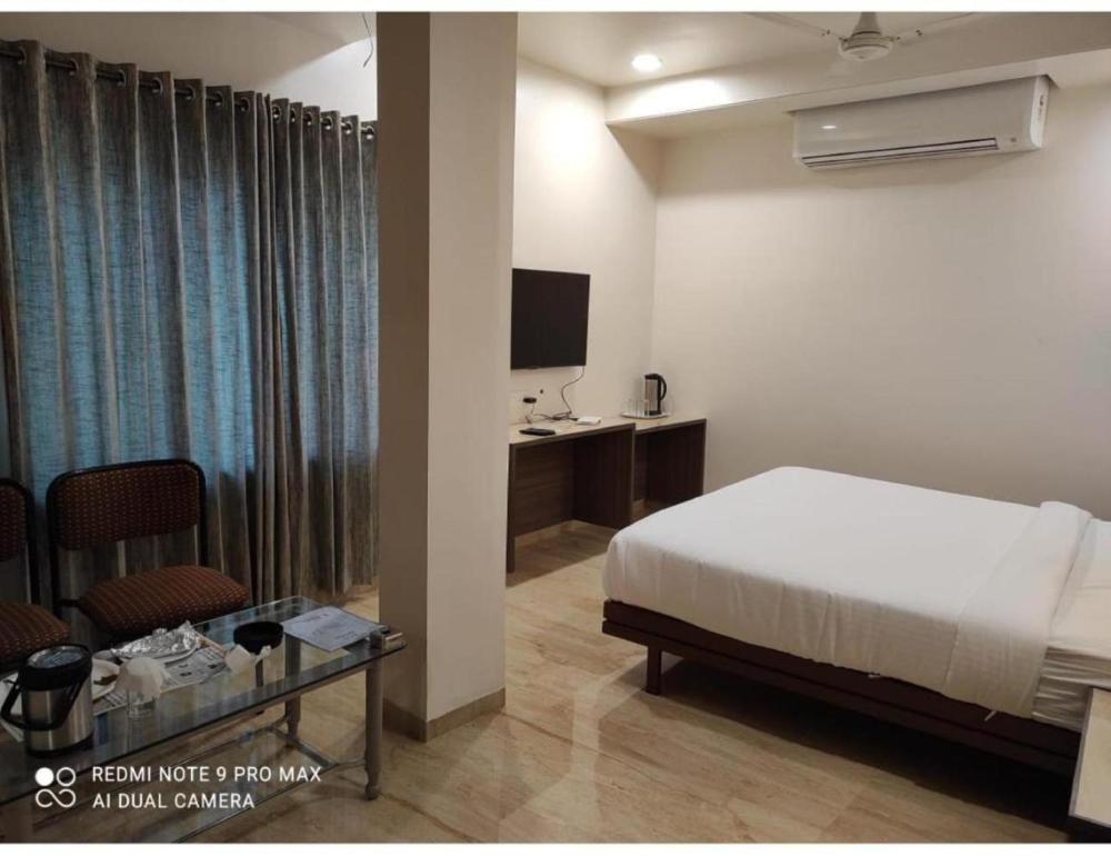 hotel dwarka nagpur