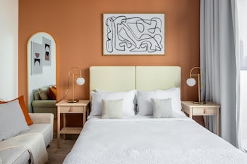 silkhaus burj daman difc dubai