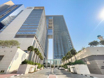 silkhaus burj daman difc dubai