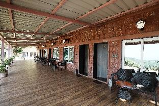 Dwarka Resort,Satara Road,3 star