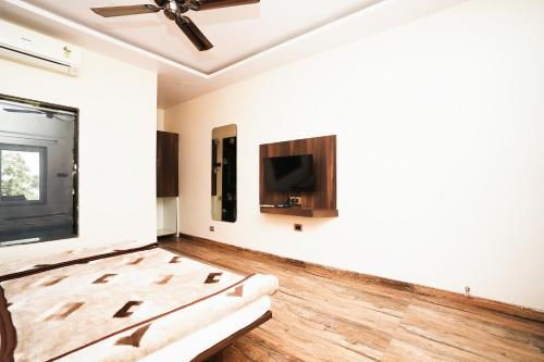 dwarka resort