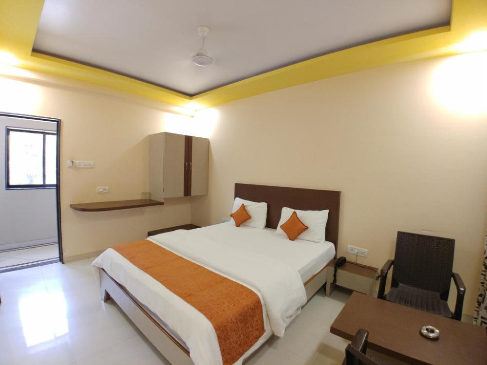 hotel mangal residency