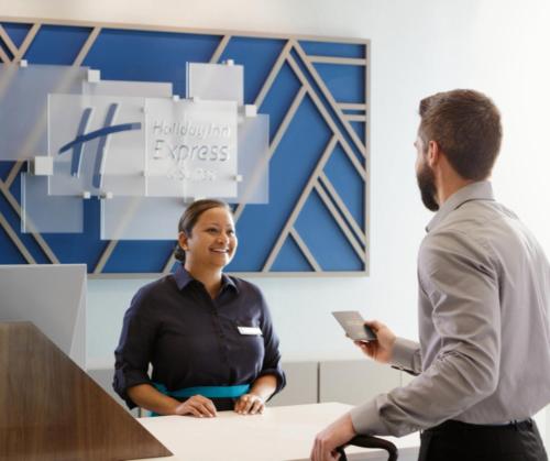holiday inn express apex raleigh by ihg