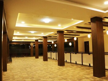 Hotel Ashray,Ujjain>>Indore,3 star