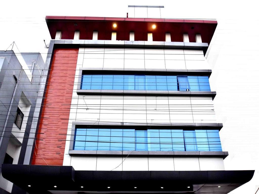 Hotel Lords Inn Regency,In Indore,2 star