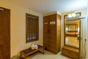 haritagiri hotel and ayurvedic village