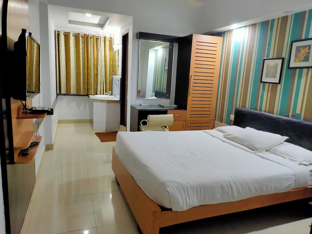 haritagiri hotel and ayurvedic village