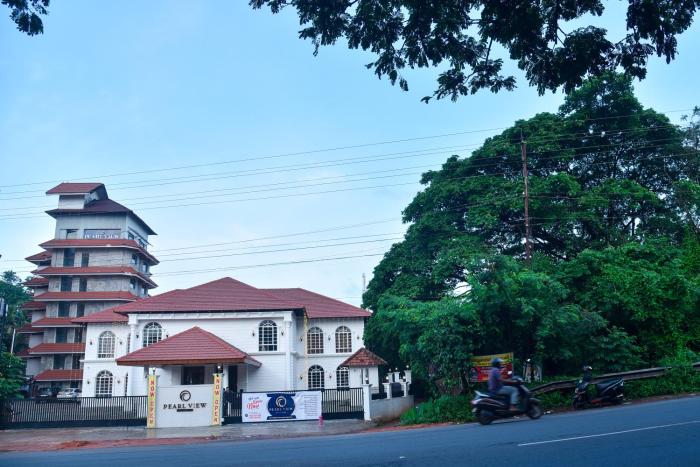 thalassery