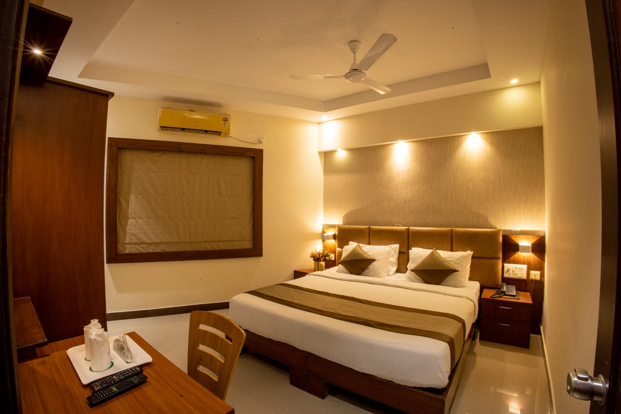 metro plaza hotel by rak rooms