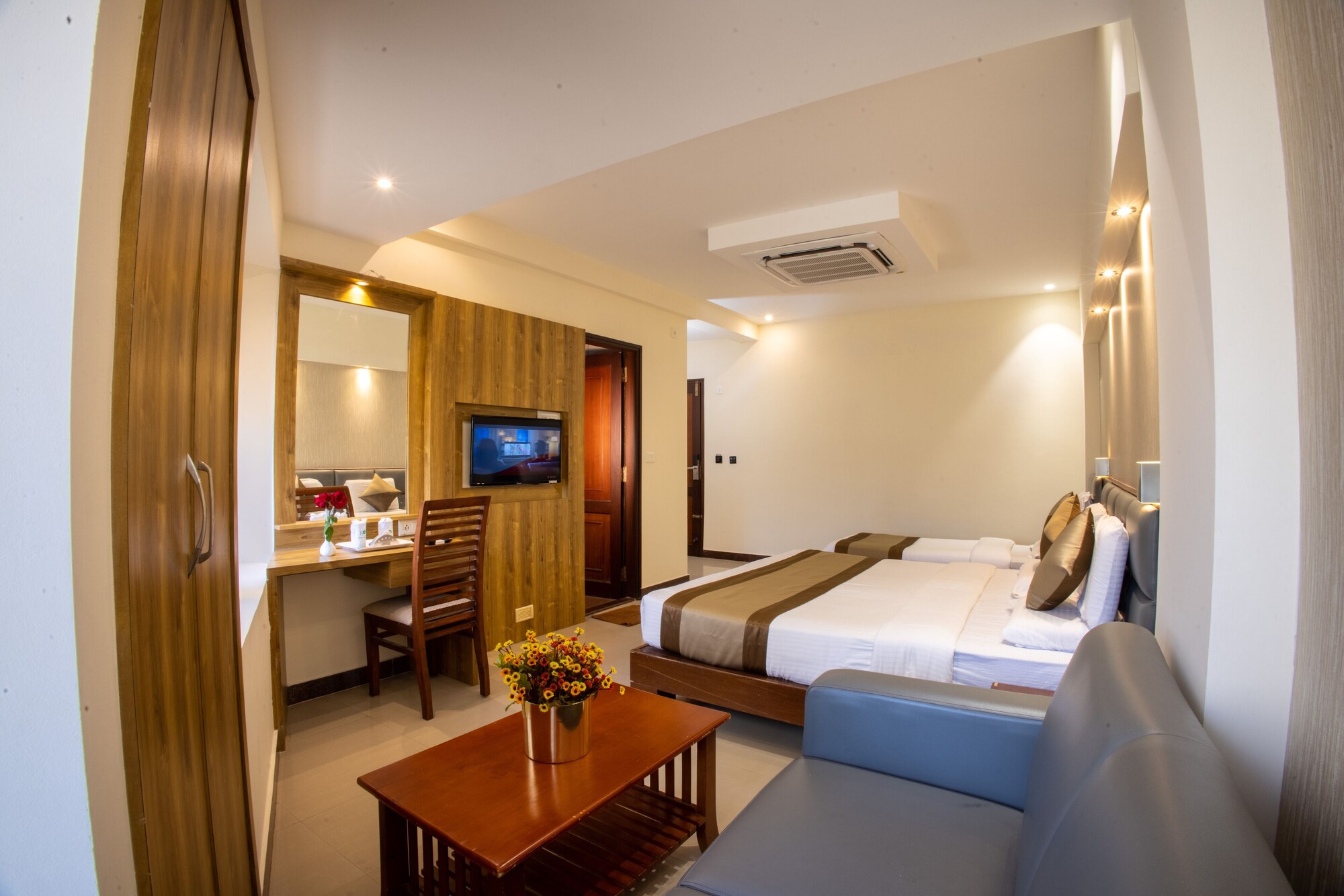 metro plaza hotel by rak rooms
